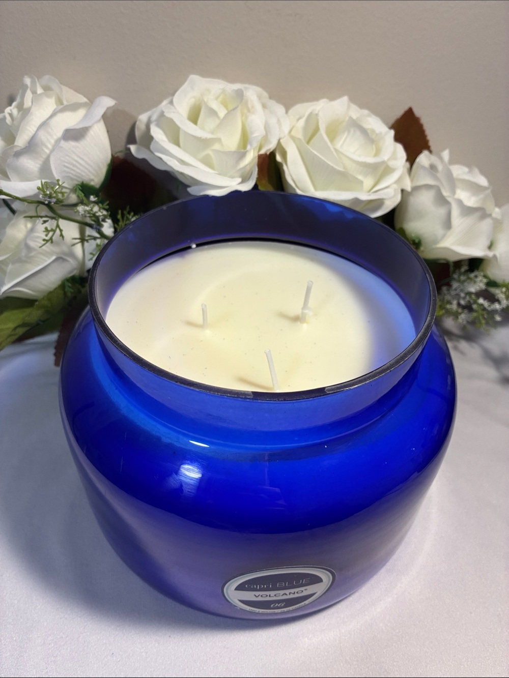 Capri Blue Volcano Scented Candles - Jumbo Blue Color (48 oz) - Picture 7 of 8